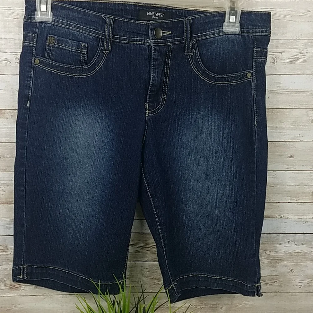 Nine West, Denim shorts, great condition, Sz 6 - Picture 3 of 10